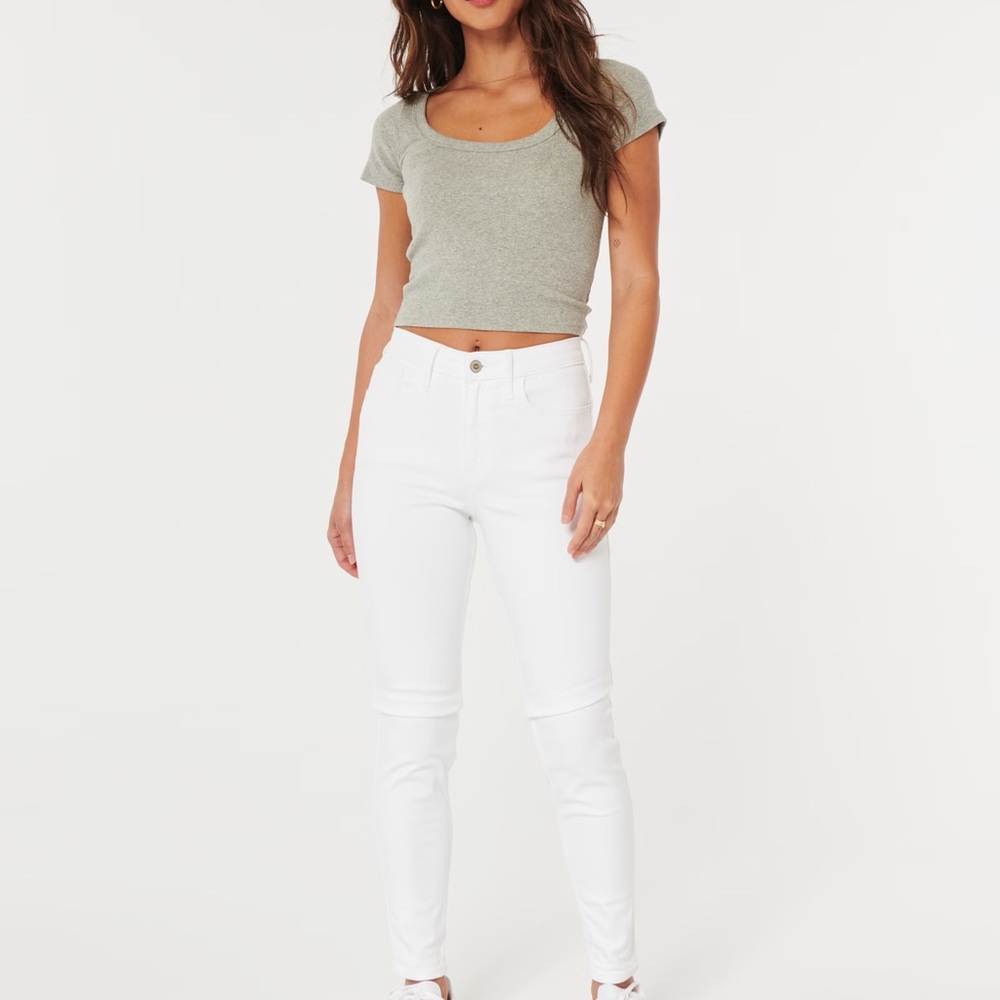 Hollister white high waisted jeans